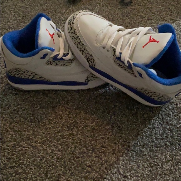 jordan retro 3’s - Picture 2 of 5